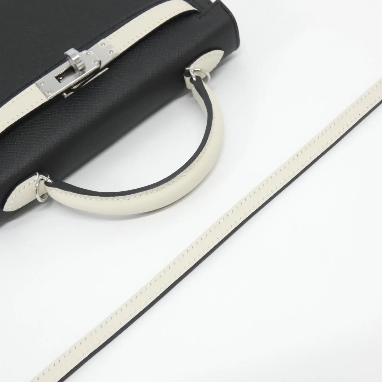 HERMES Kelly Handbag Epsom 5