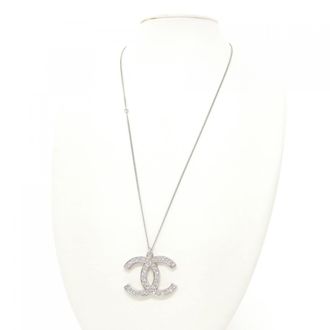 CHANEL 60216 4