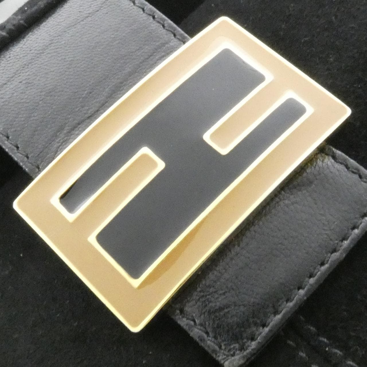 FENDI 26426 肩背包 4