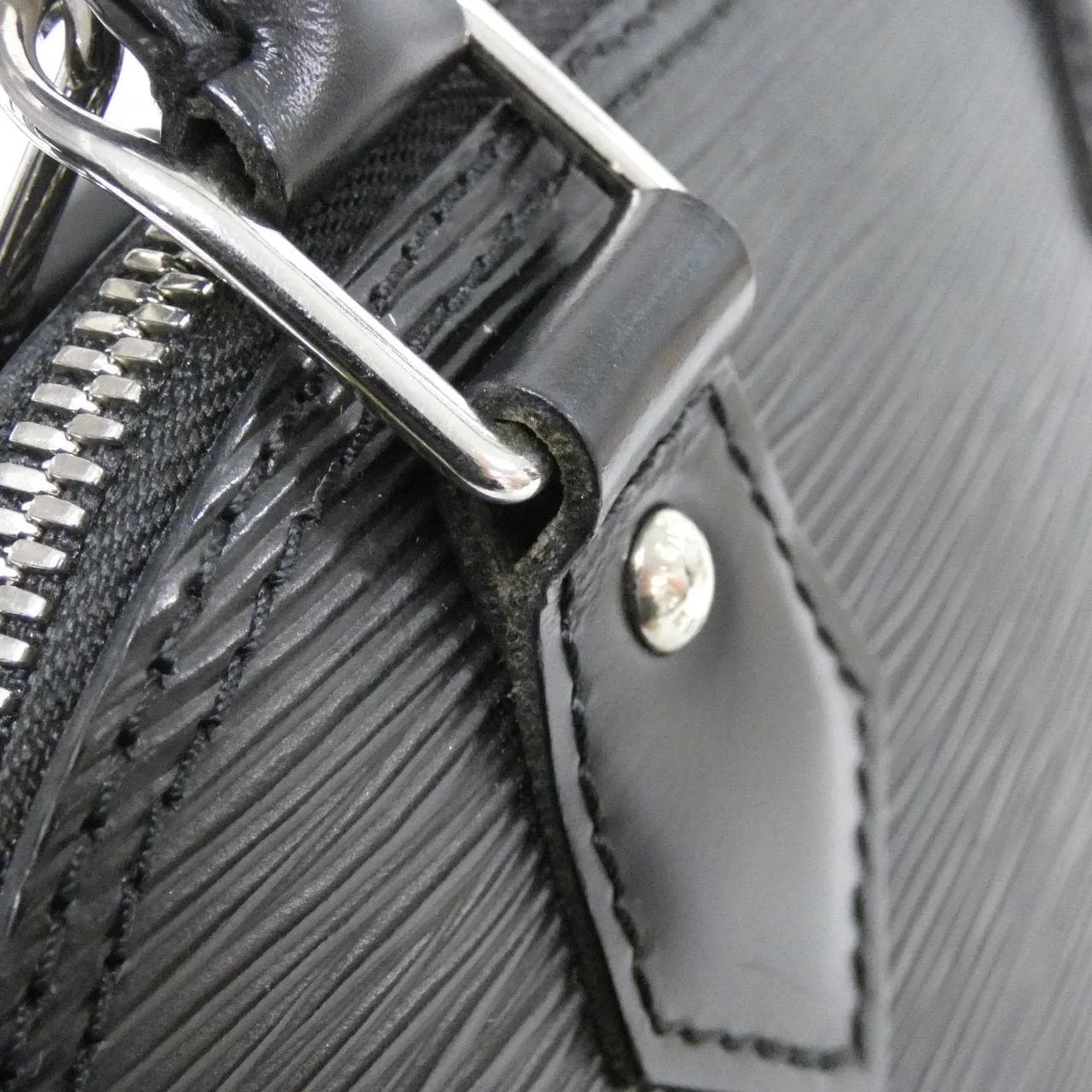 LOUIS VUITTON Alma M40862 Handbag Epi Black Epi Rank A - Thumbnail 7