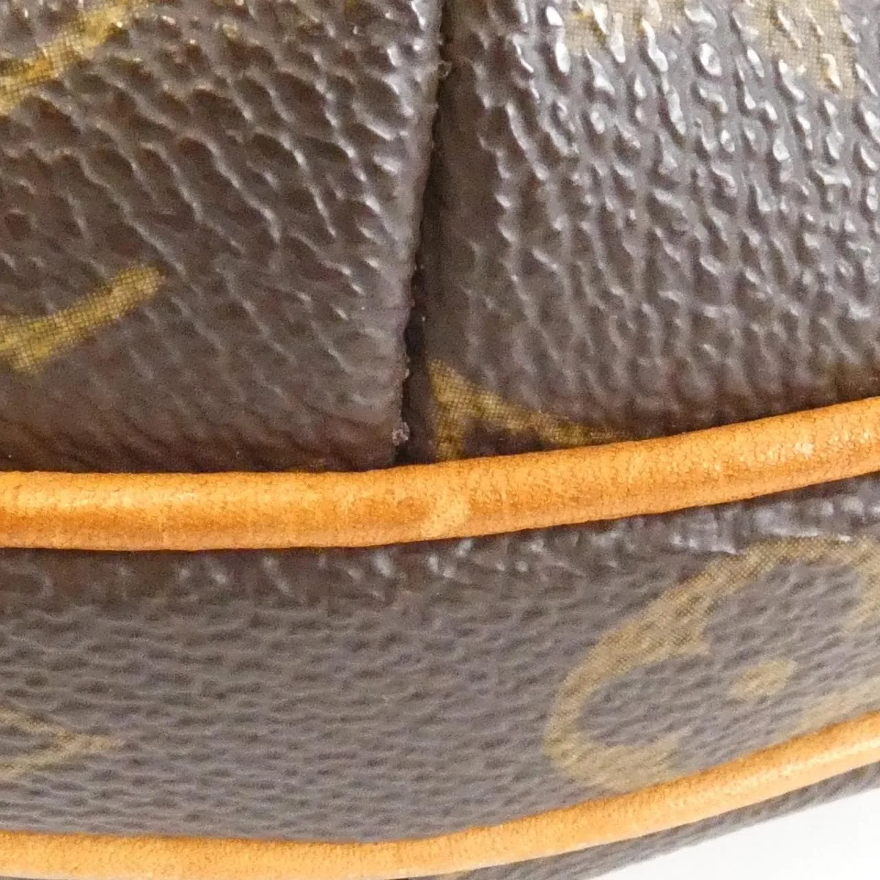 LOUIS VUITTON Pochette M51510 Shoulder Monogram Black Monogram Rank B - Thumbnail 4