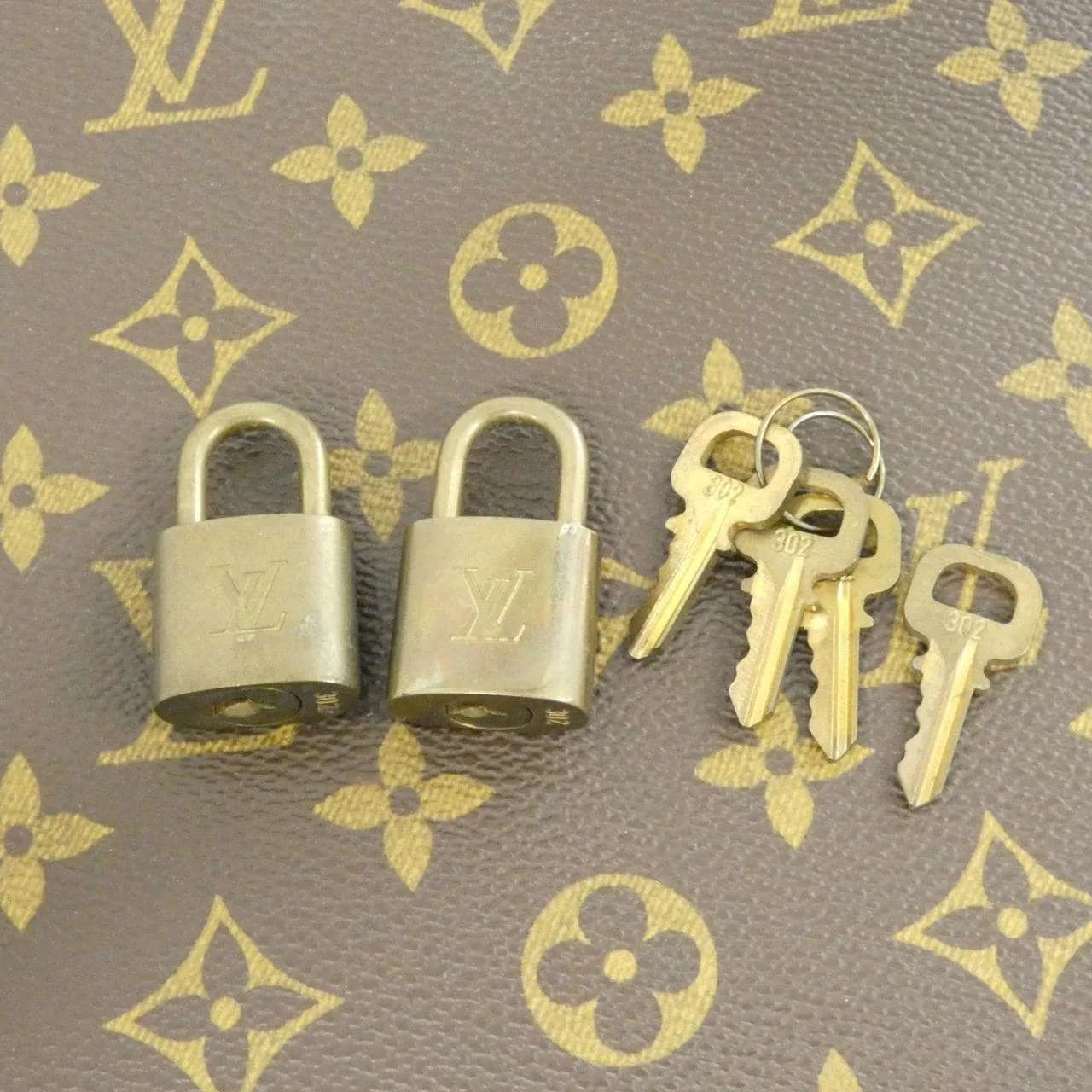 LOUIS VUITTON M41399 Boston Monogram Black Monogram Rank A - Thumbnail 4