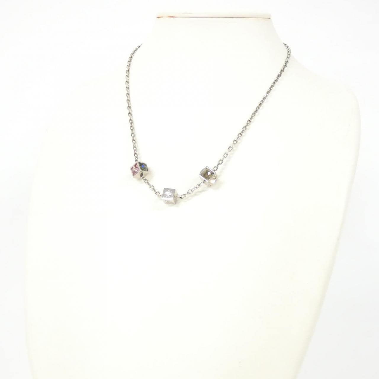 LOUIS VUITTON M65232 Accessories 4