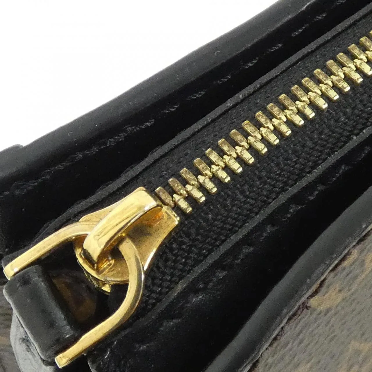 LOUIS VUITTON M43596 Shoulder Monogram Black Monogram Rank A - Thumbnail 5