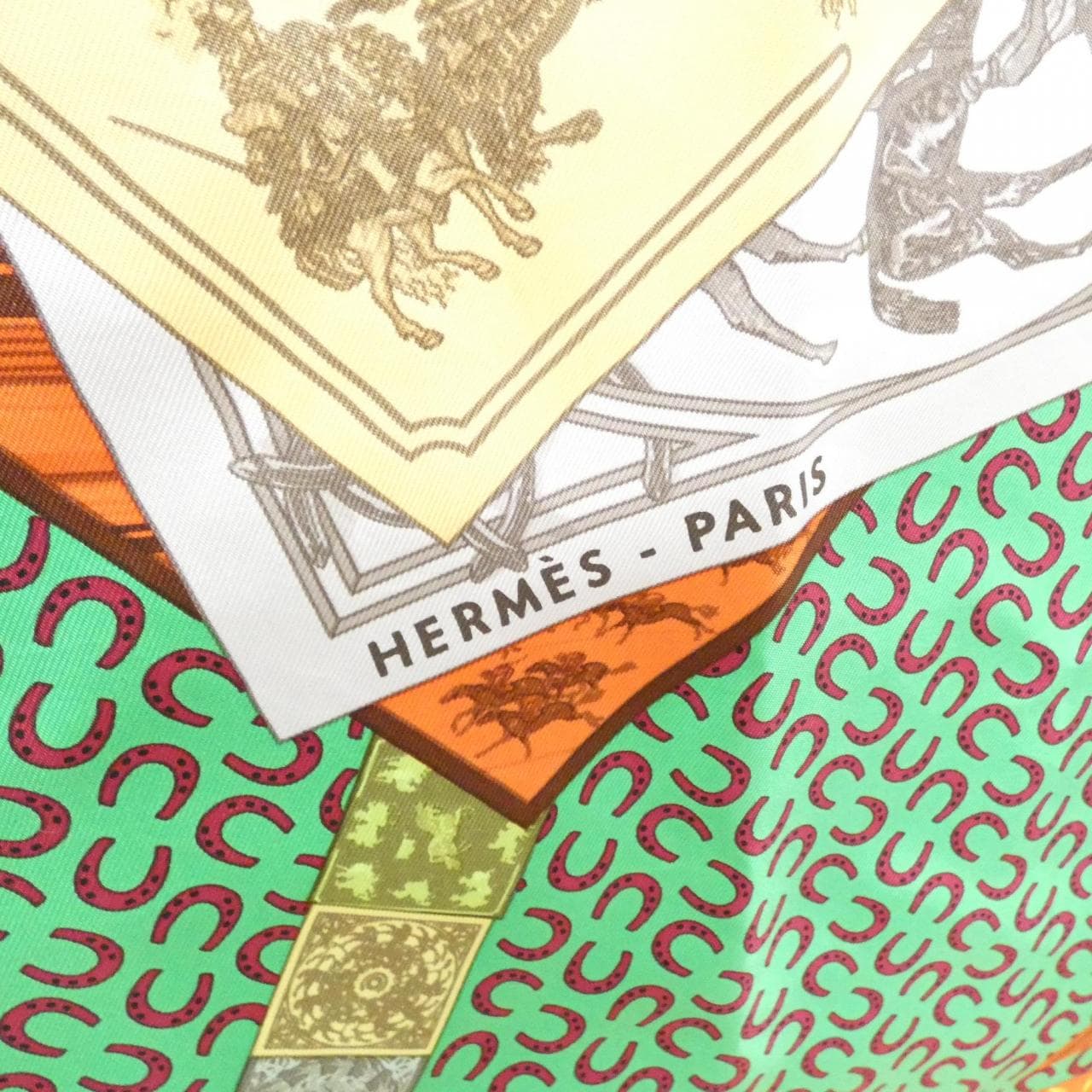 HERMES Scarf 2