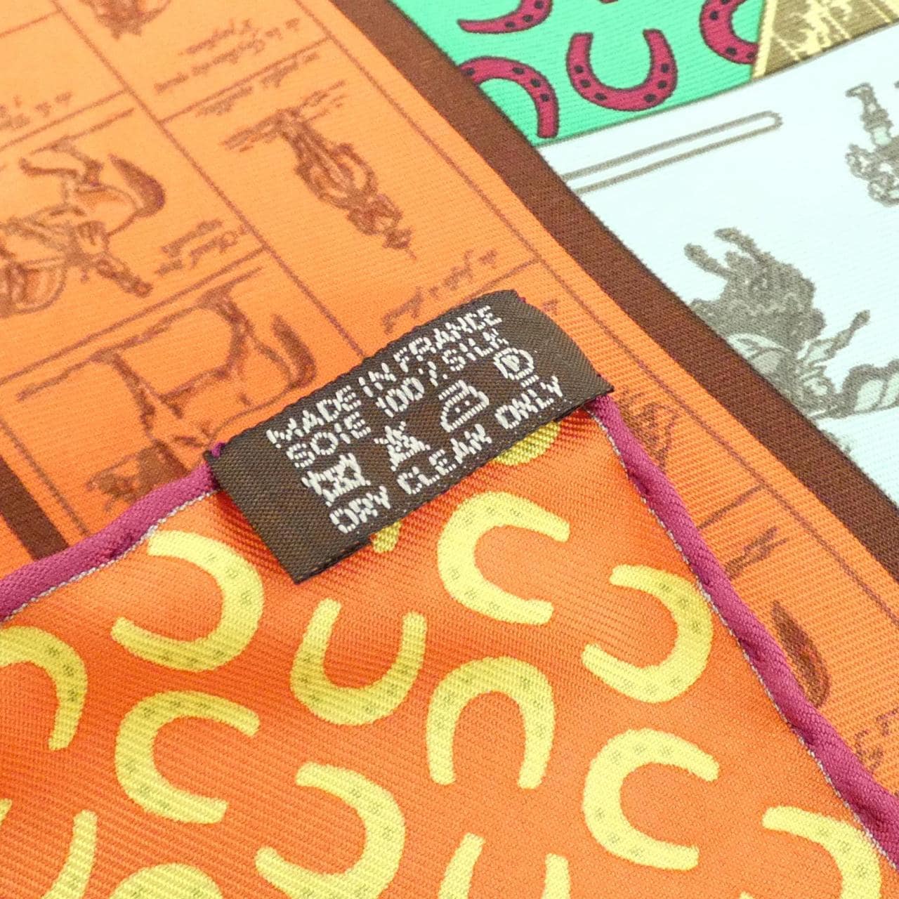 HERMES Scarf 3