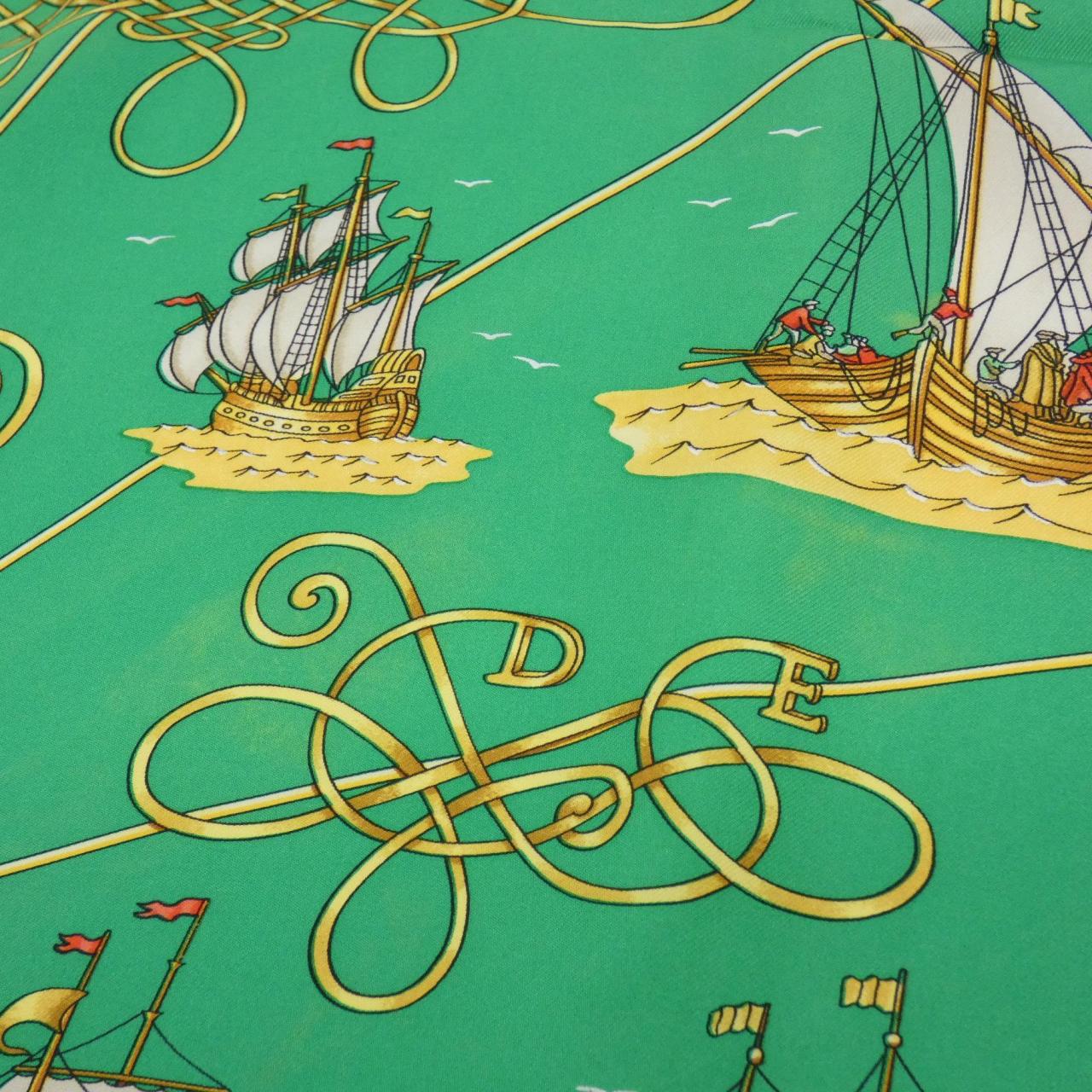 HERMES Scarf 3