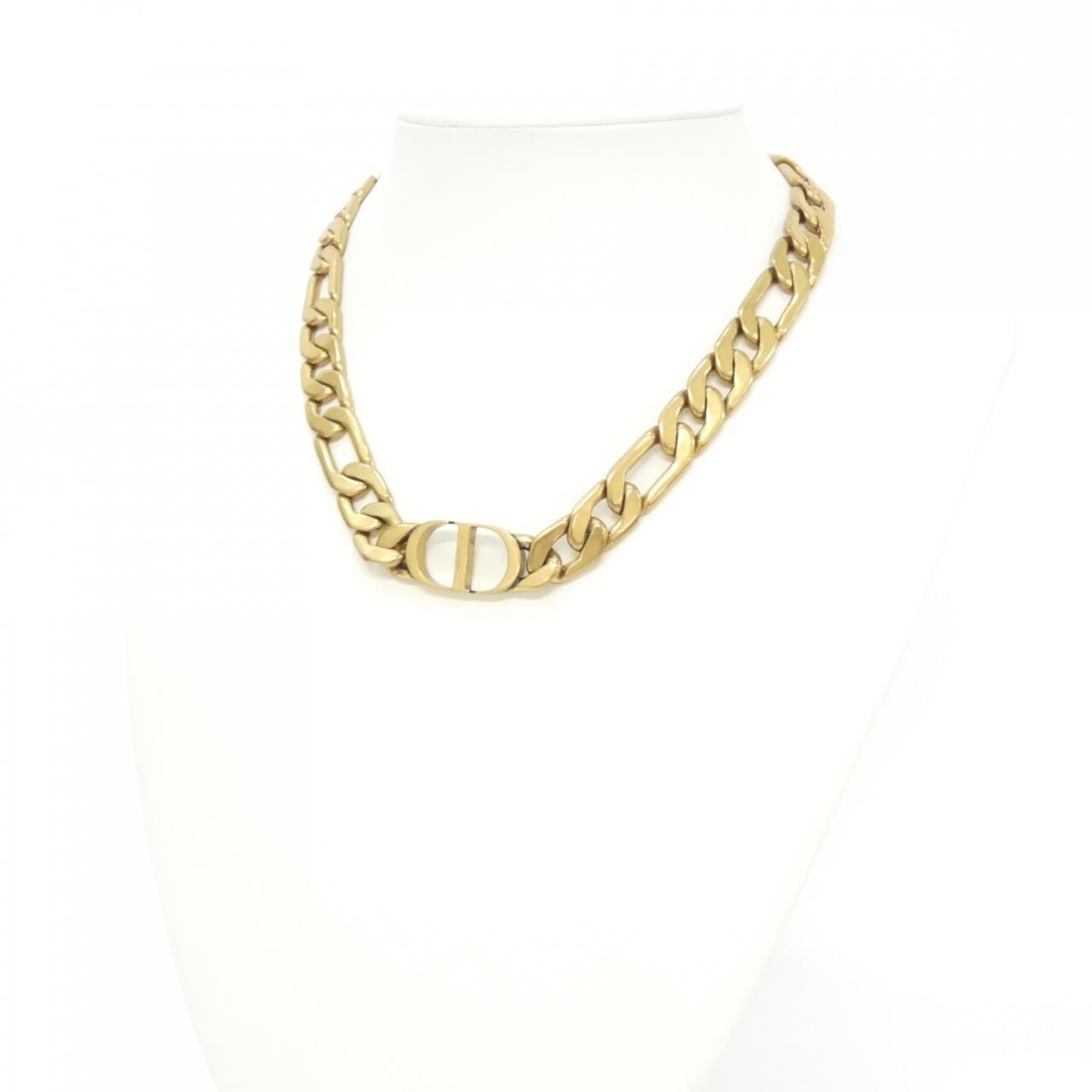 DIOR 30 Montaigne Accessories 5