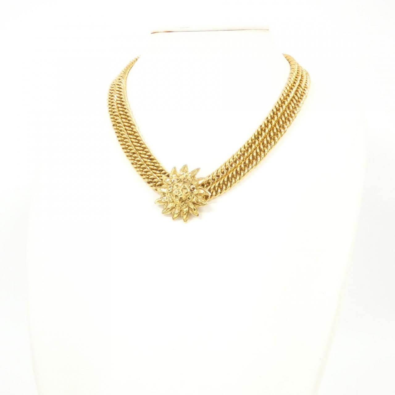 CHANEL Accessories 5