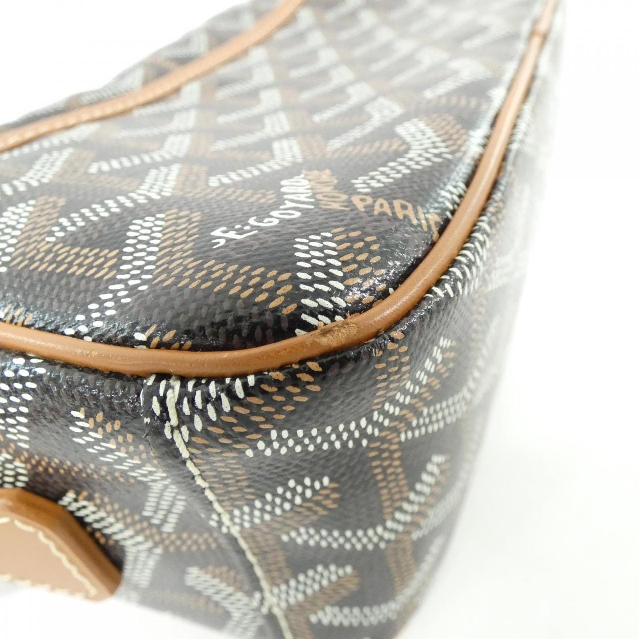 GOYARD AMA CAPVERT Shoulder Canvas 3