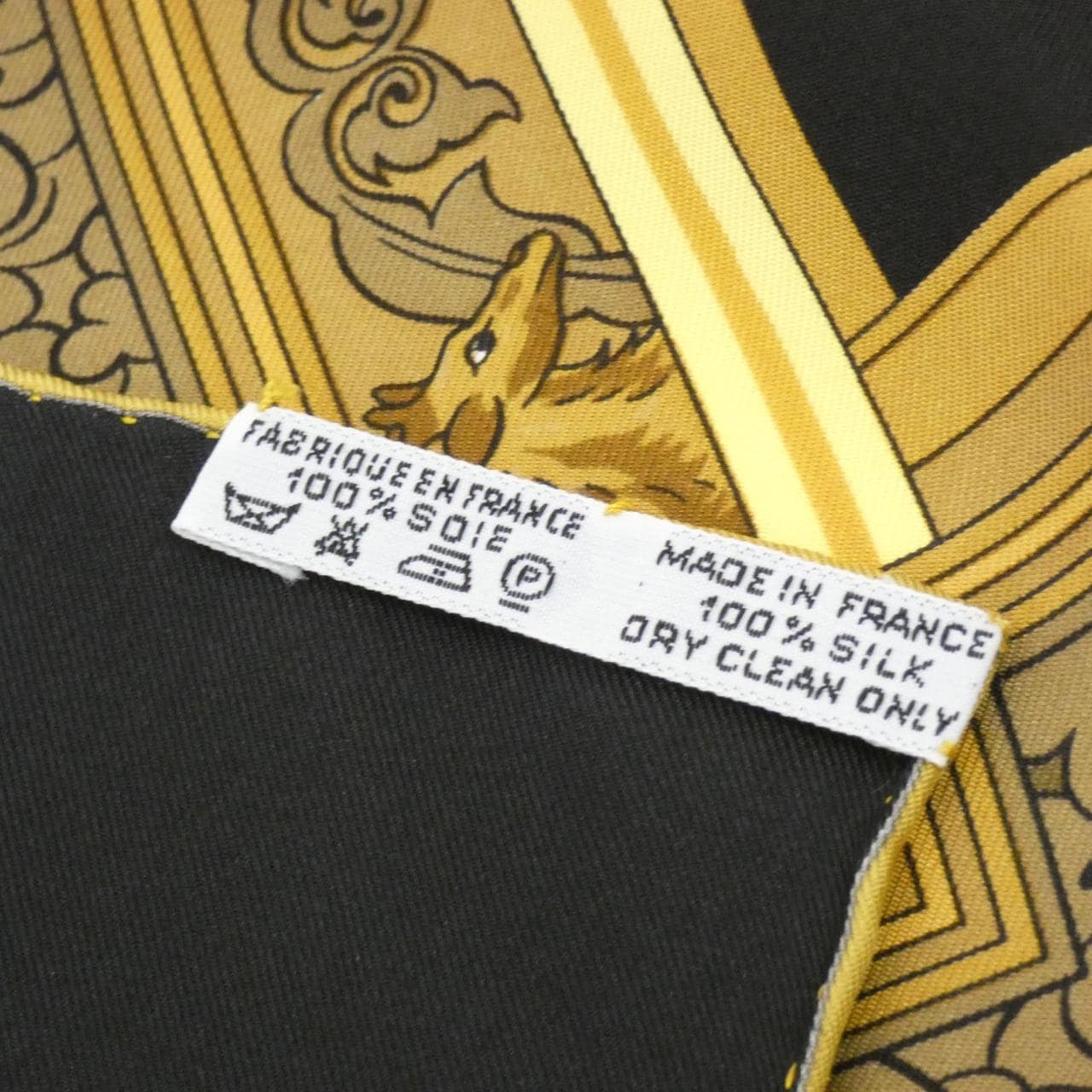 HERMES Scarf 3