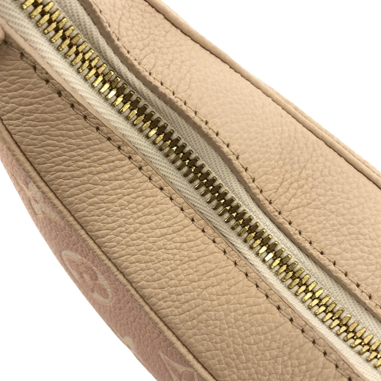 LOUIS VUITTON M46113 Shoulder Monogram 4