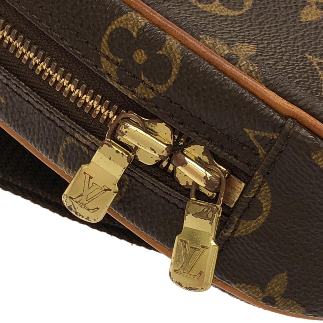 LOUIS VUITTON Pochette M51870 Shoulder Monogram 5