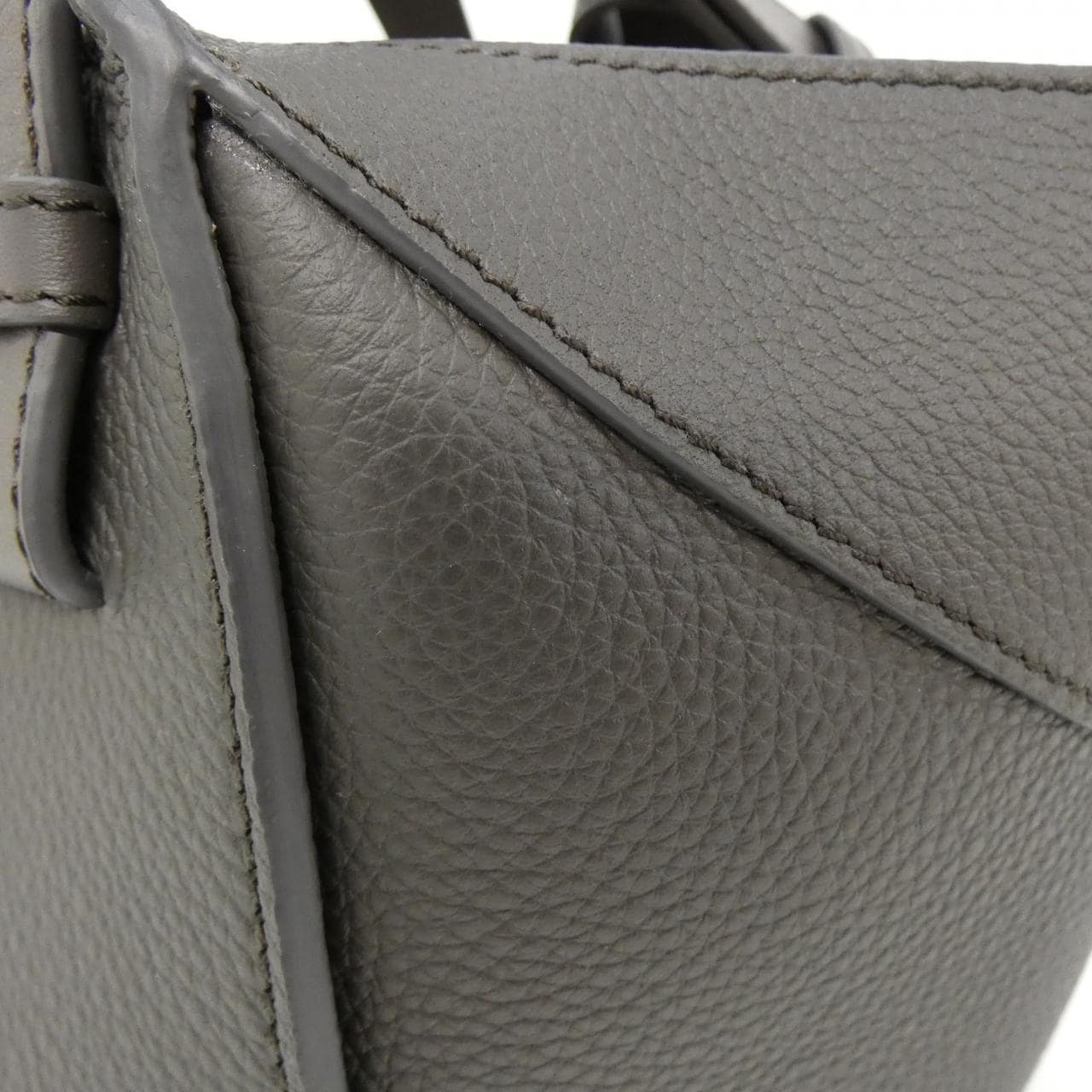 LOEWE Hammock A538H13X03 肩背包 5