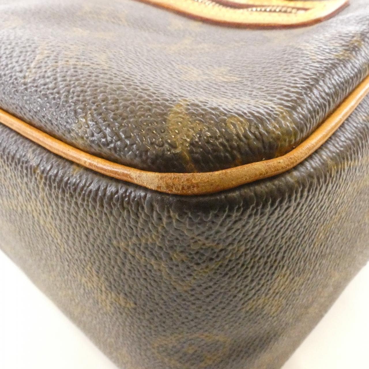 LOUIS VUITTON M51182 Shoulder Monogram 3