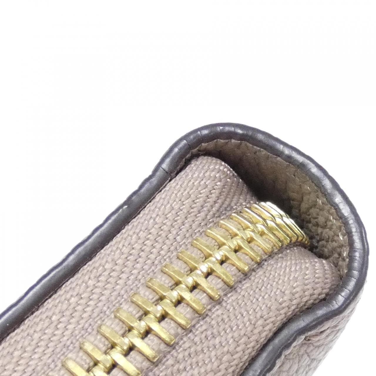 LOUIS VUITTON M69794 Wallet Monogram 3