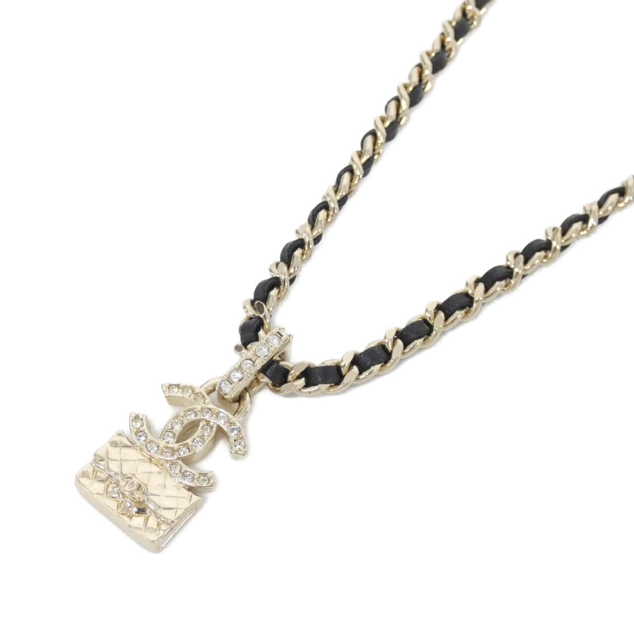 CHANEL ABB548