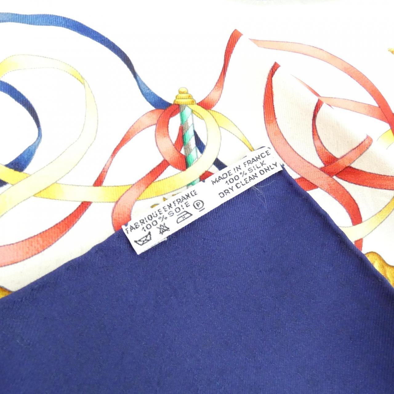 HERMES Scarf 4