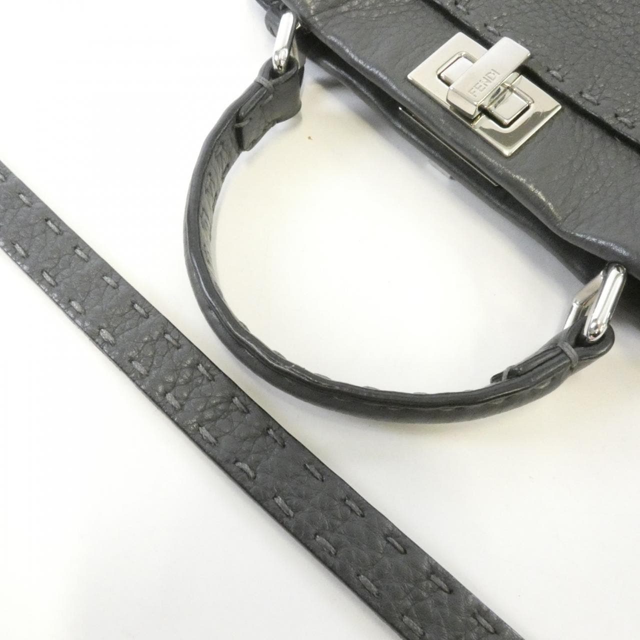 FENDI Peekaboo 8BN244 Q0J 手提包 4