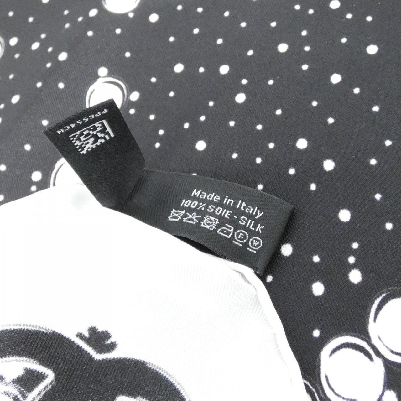 CHANEL AAB785 Scarf 3