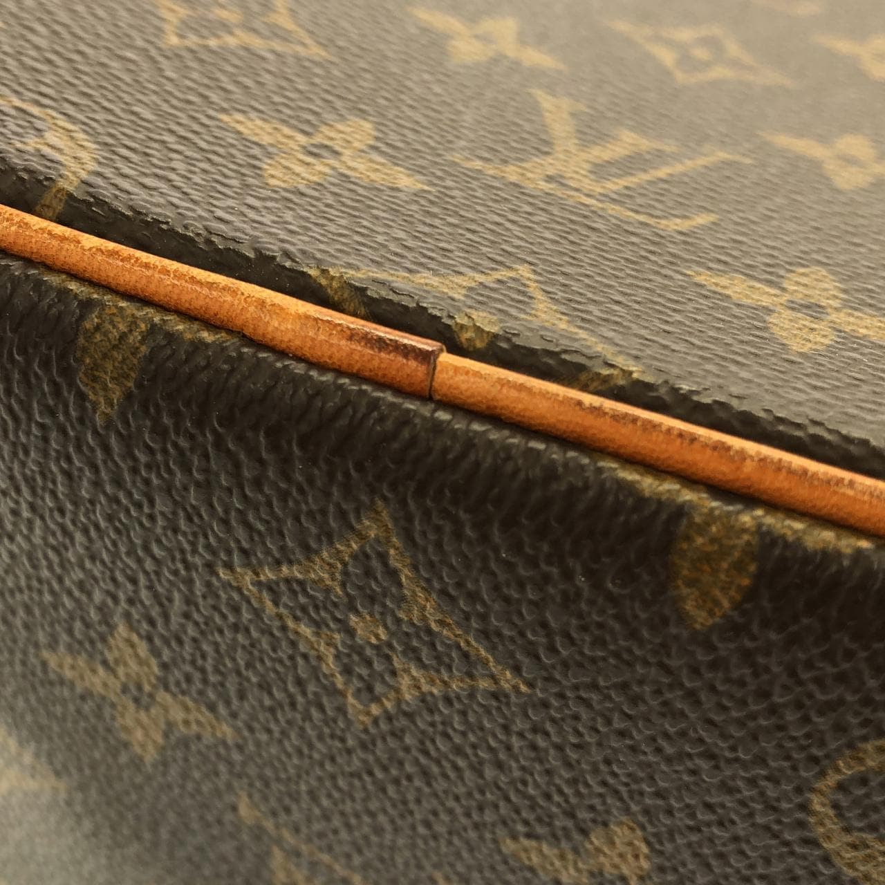 LOUIS VUITTON M51132 Shoulder Monogram 3