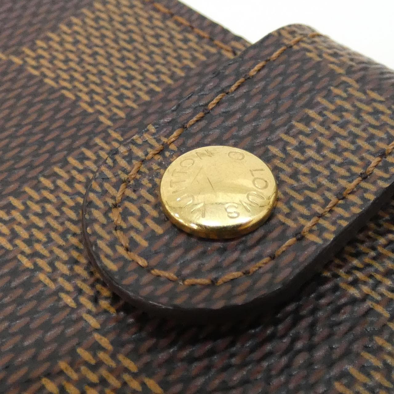LOUIS VUITTON R20700 Wallet Damier 5