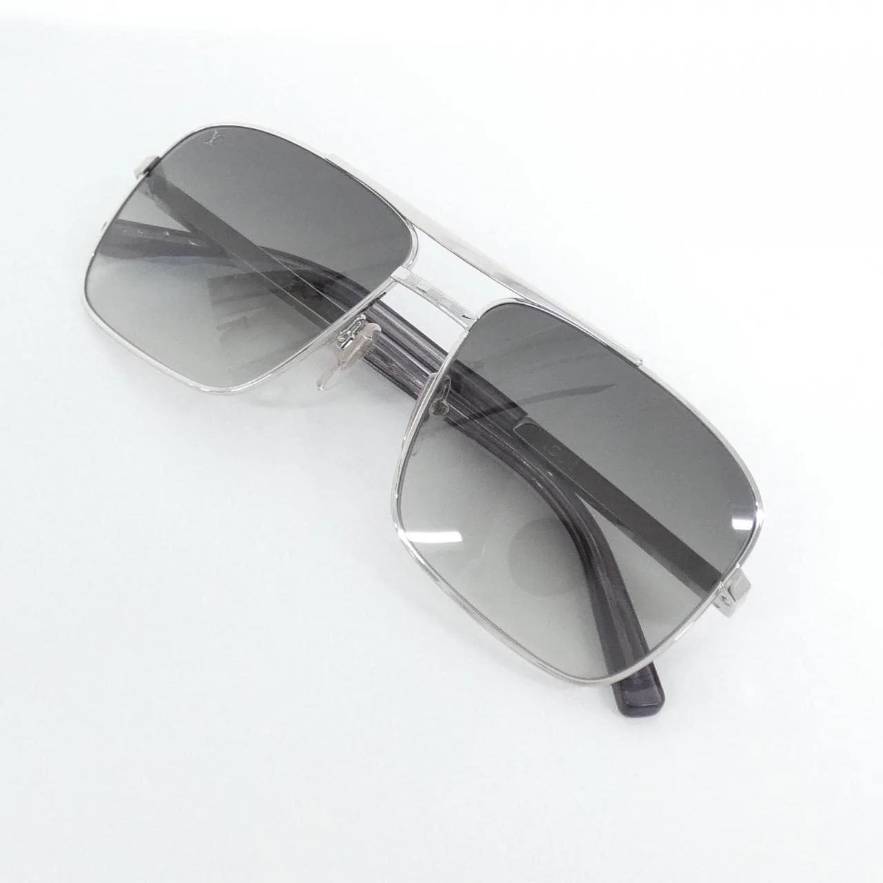 LOUIS VUITTON Z0260U Sunglasses 2