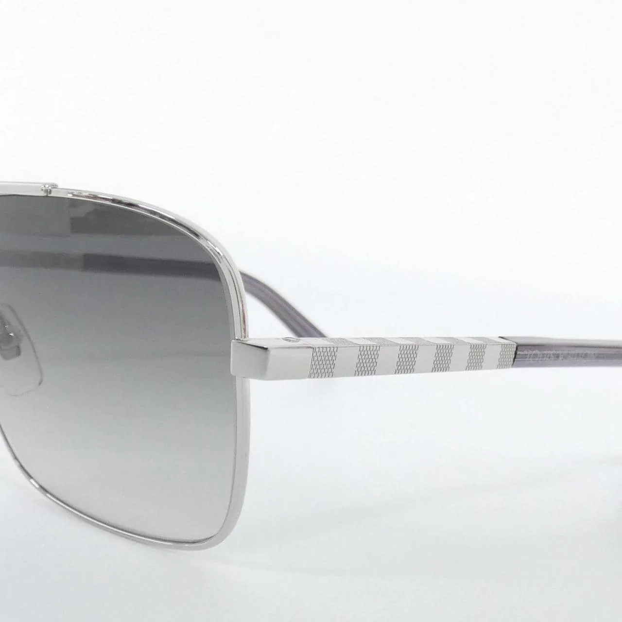 LOUIS VUITTON Z0260U Sunglasses 4