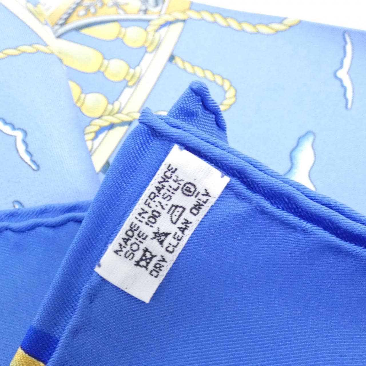 HERMES CARRE Scarf 3