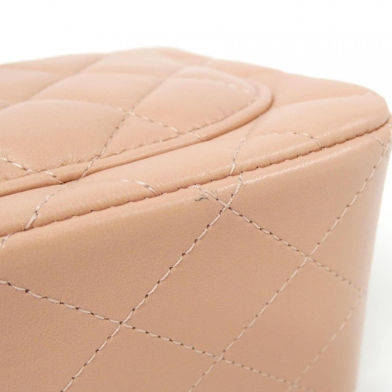 CHANEL Matelasse 35200 肩背包 羊皮 3