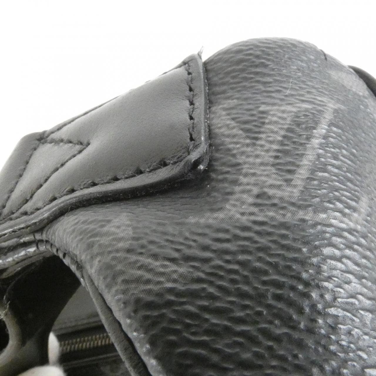LOUIS VUITTON Discovery M44336 Shoulder Monogram 5