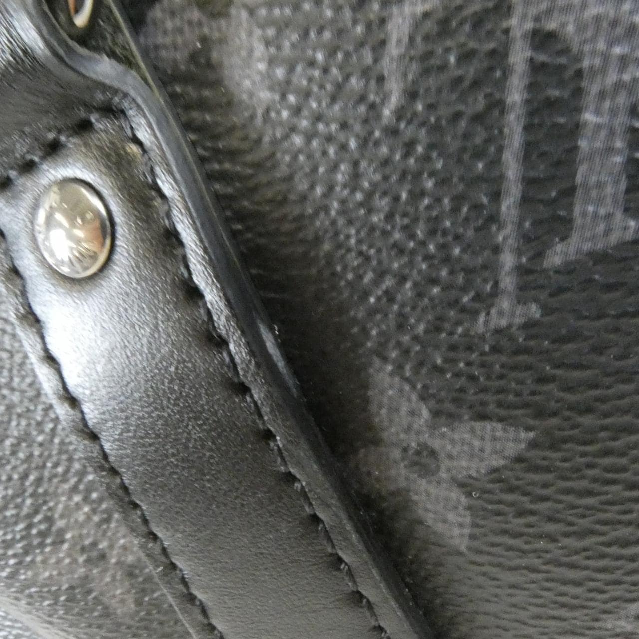 LOUIS VUITTON Eclipse M46271 Boston Monogram 4