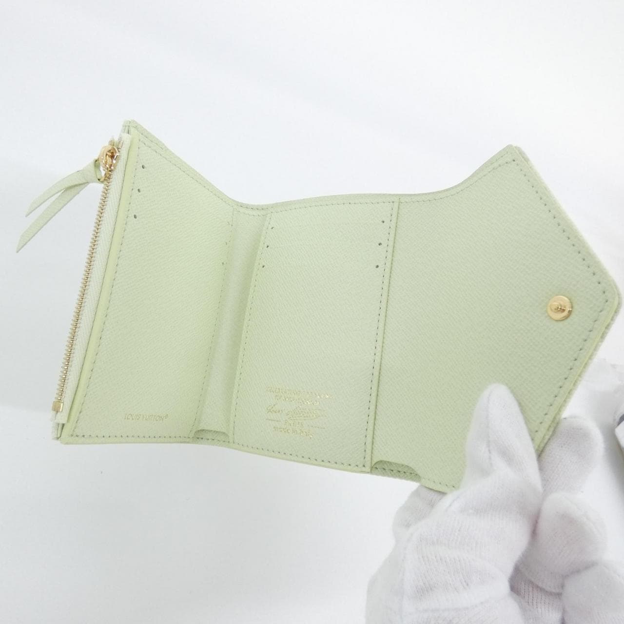 LOUIS VUITTON M27681 Wallet Monogram 3