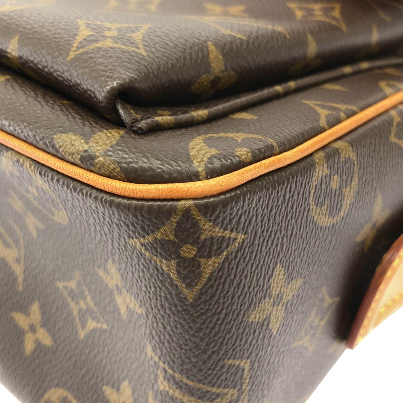 LOUIS VUITTON Viva Cité M51163 Shoulder Monogram 3