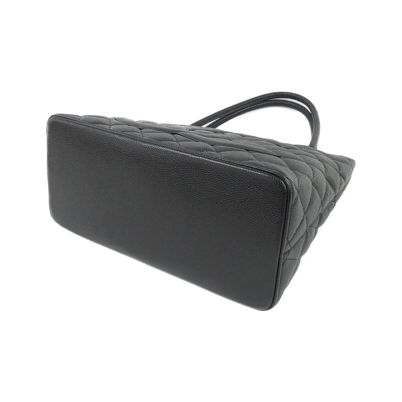 CHANEL Matelasse 1804 Handbag Grained Calfskin 3