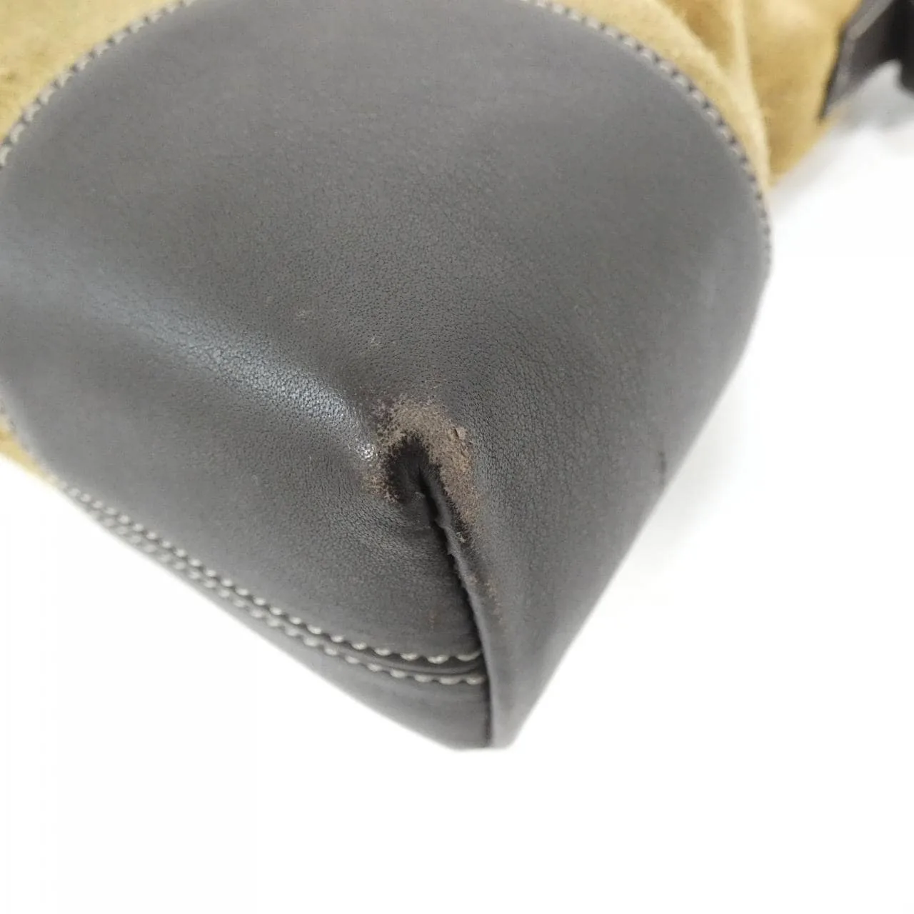 LOEWE Shoulder 3