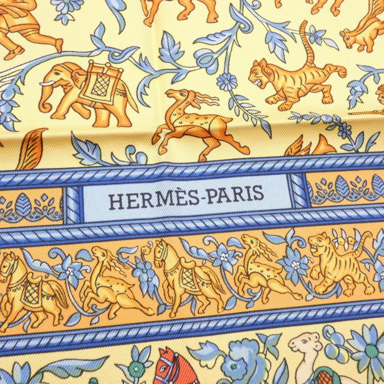 HERMES Scarf 3