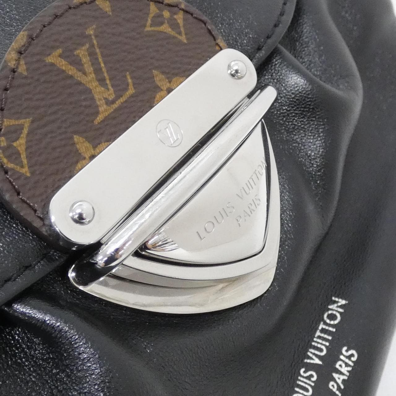 LOUIS VUITTON M12192 Shoulder Lambskin 5