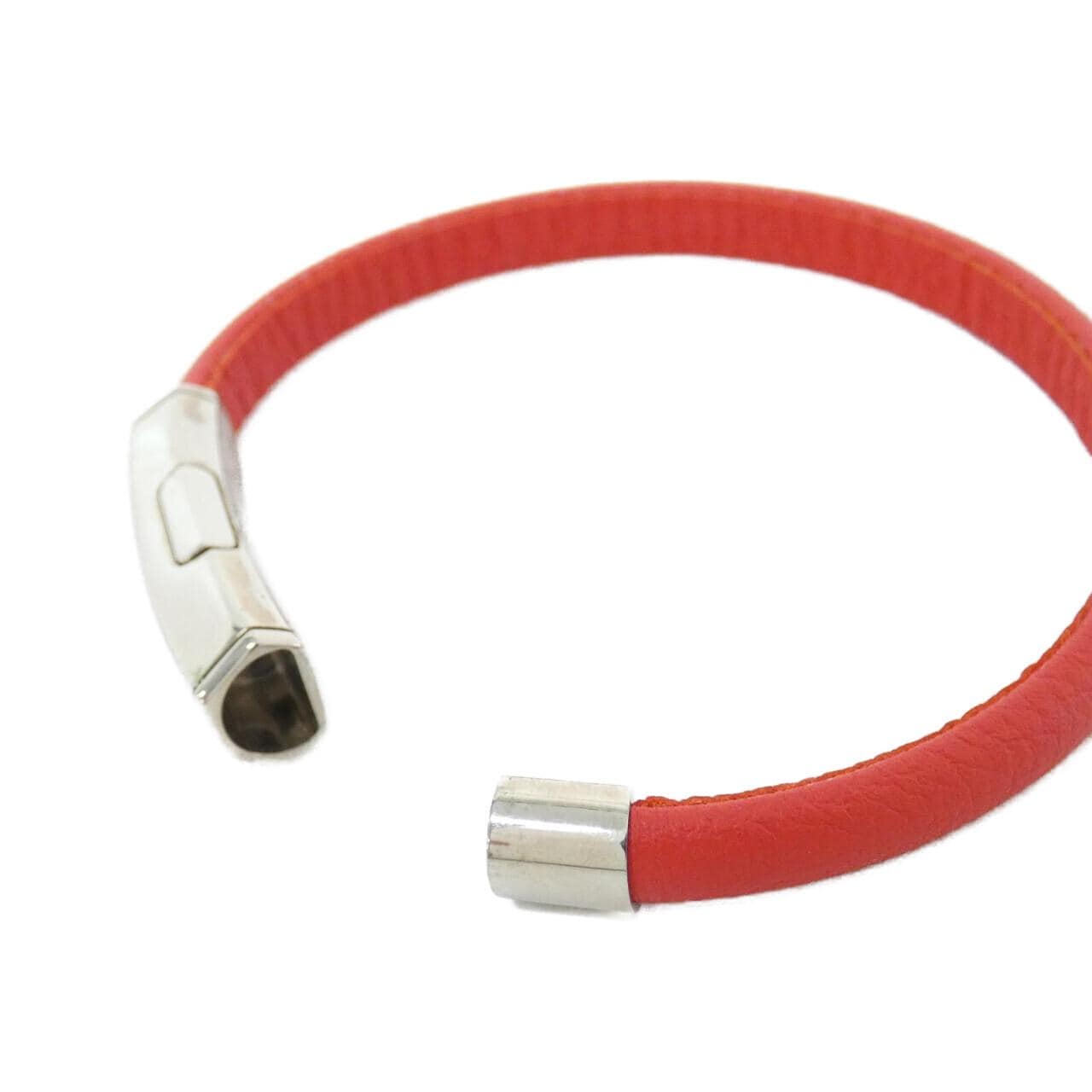 LOUIS VUITTON M8120 Accessories 4