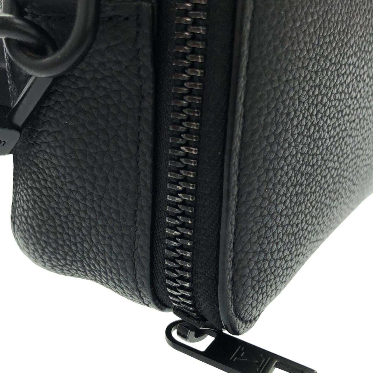 LOUIS VUITTON M59161 肩背包 羊皮 4