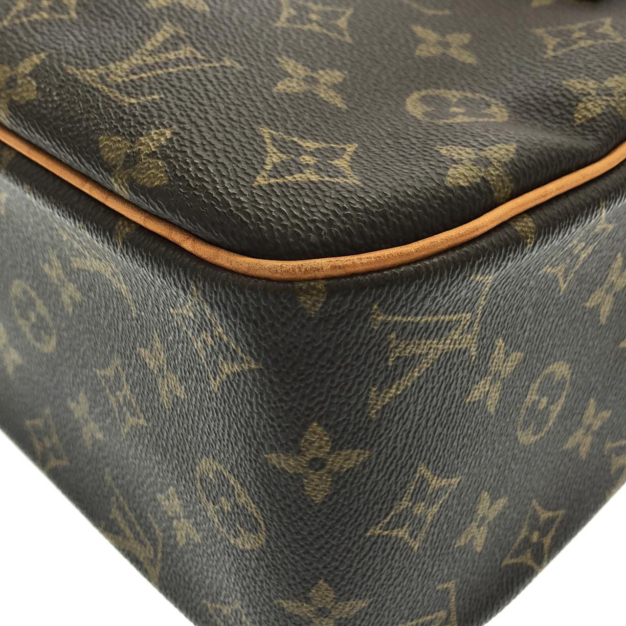 LOUIS VUITTON M51181 Shoulder Monogram 3