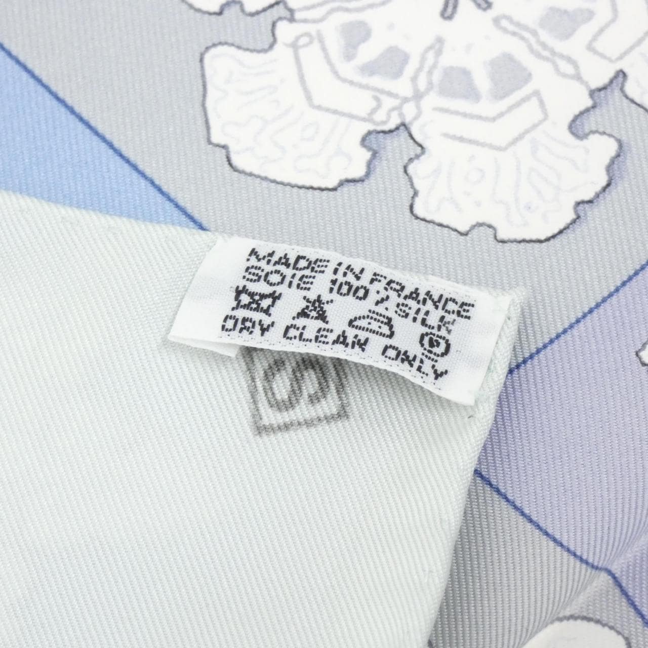 HERMES Scarf 4