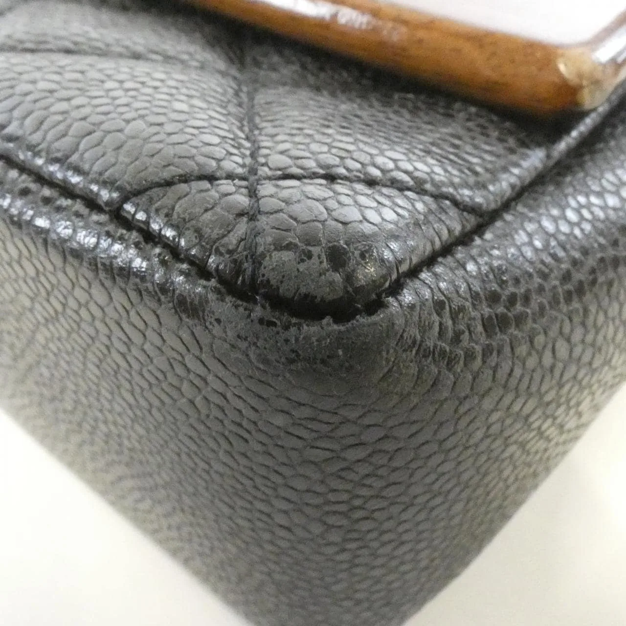 CHANEL 肩背包 荔枝紋牛皮 3