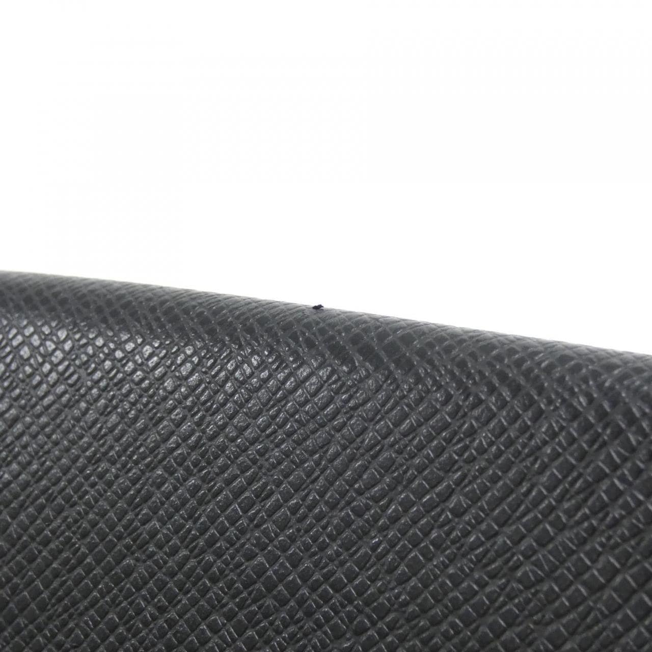 LOUIS VUITTON M64595 Card Case 5