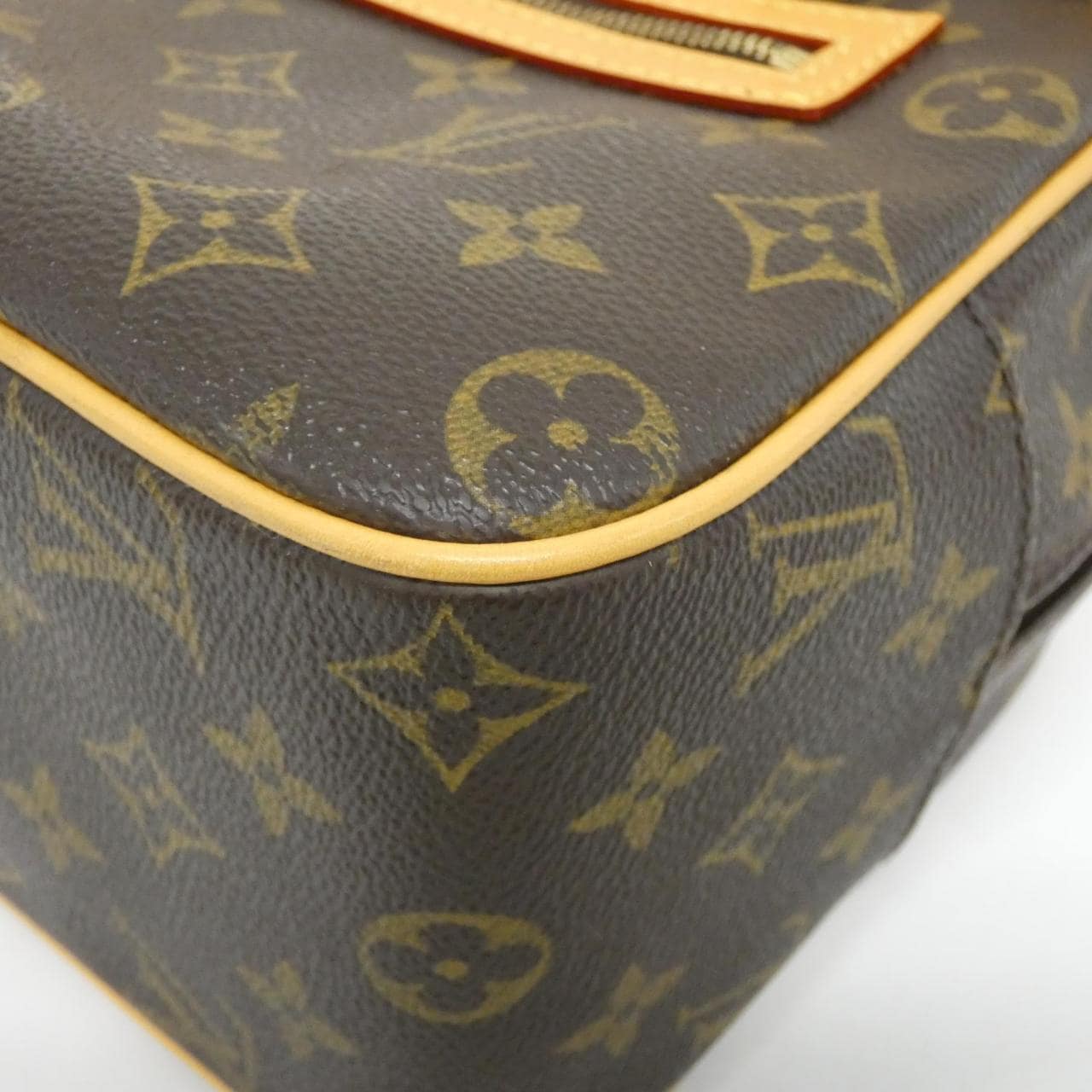 LOUIS VUITTON M51182 Shoulder Monogram 3