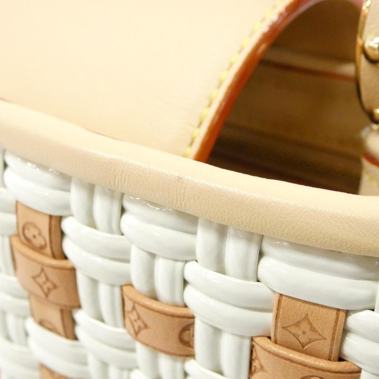 LOUIS VUITTON Capucines M23083 手提包 皮革 4
