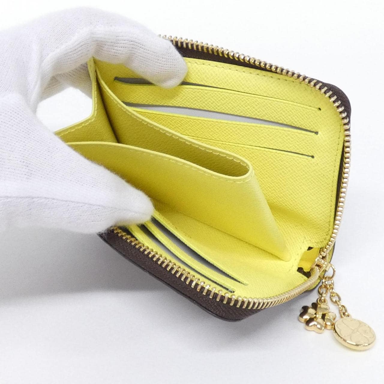 LOUIS VUITTON M27769 Wallet Monogram 4