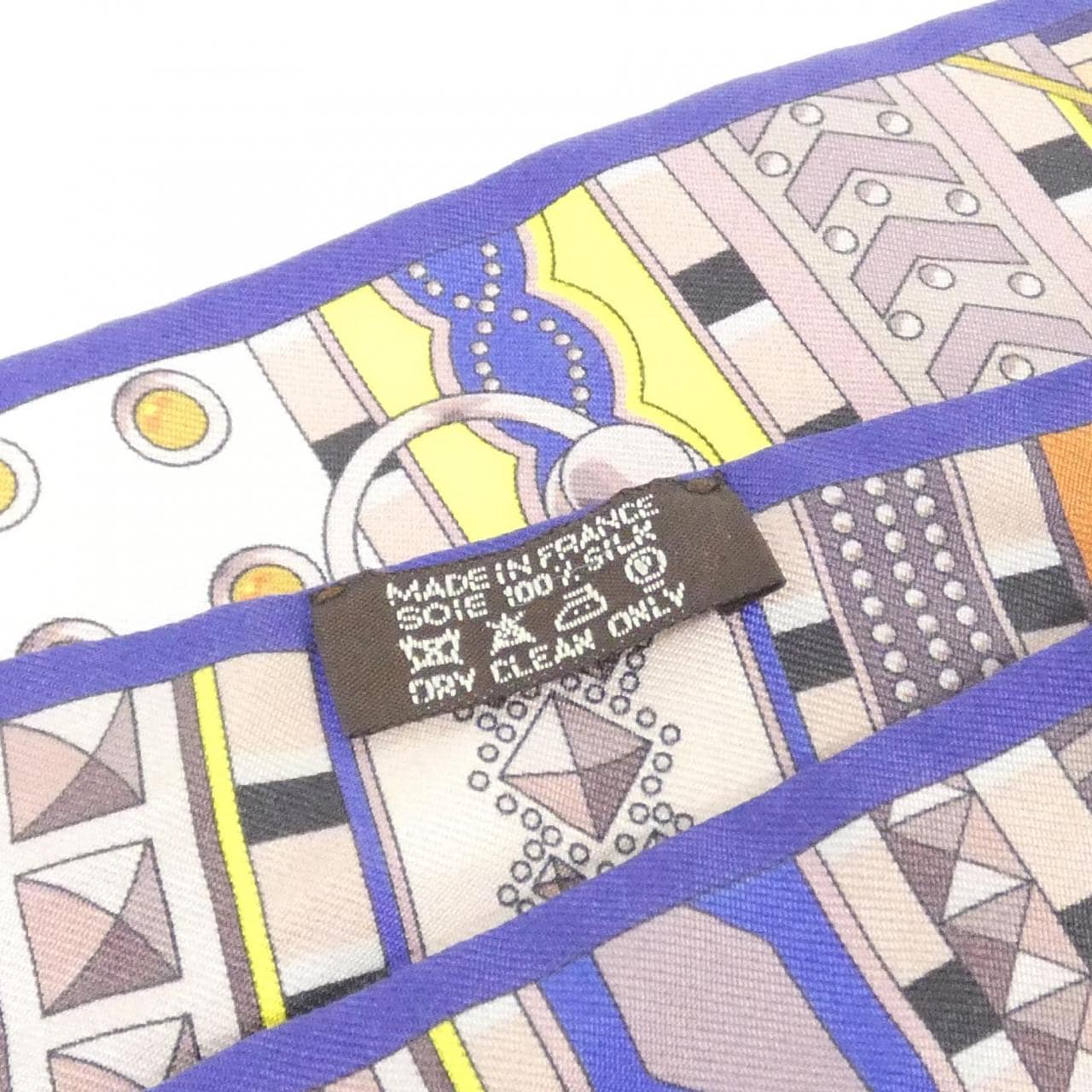 HERMES Scarf 4