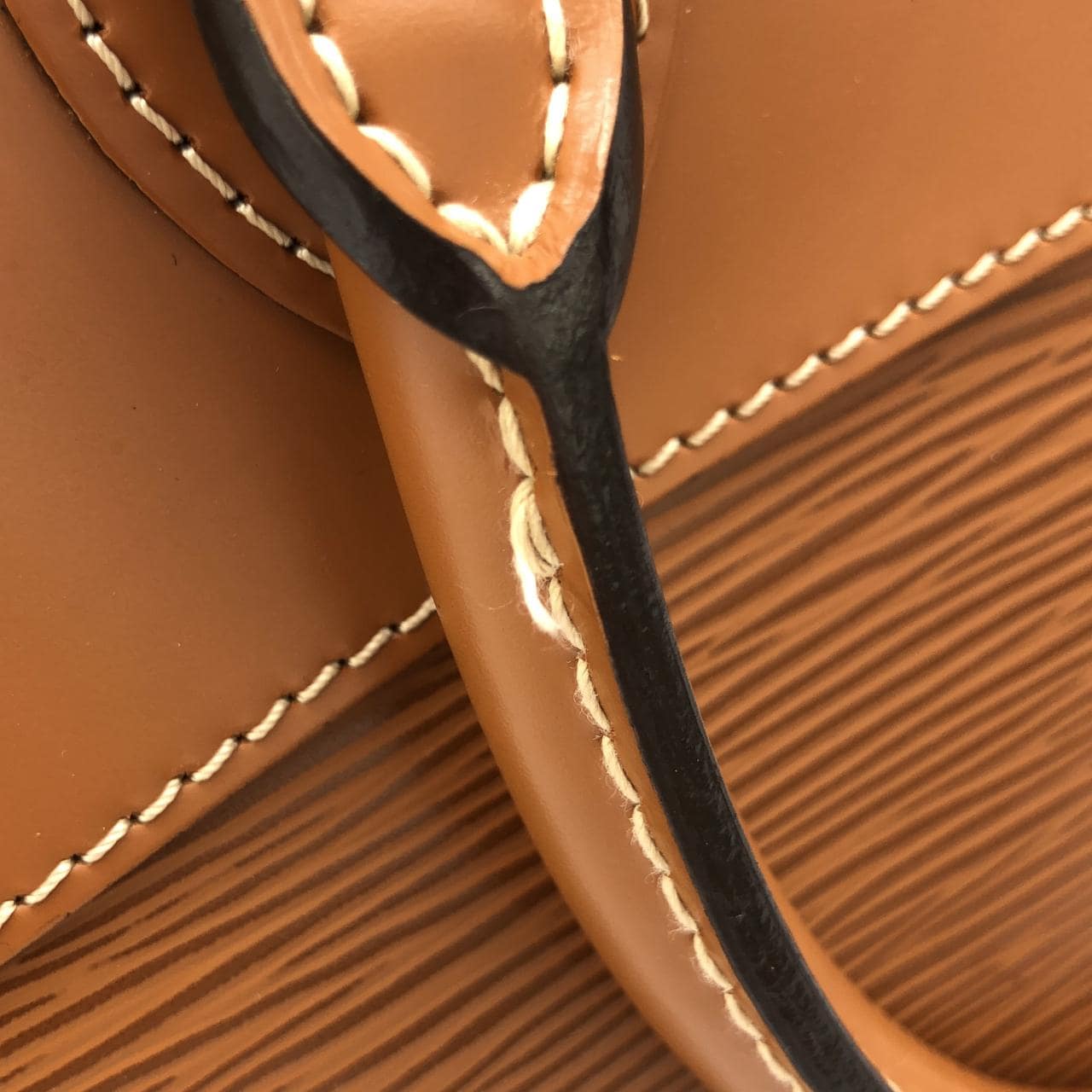 LOUIS VUITTON M5926I Handbag Epi 4