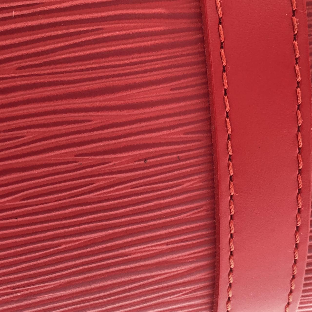 LOUIS VUITTON M5222E Handbag Epi 4
